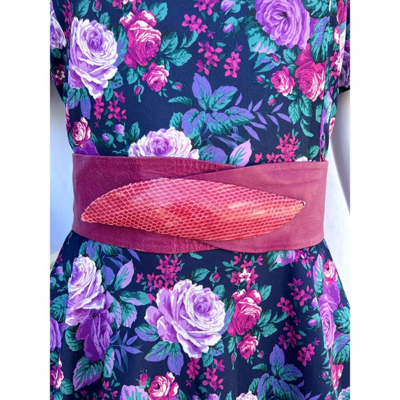 Vintage Accessories - 80s Magenta Snakeskin Belt